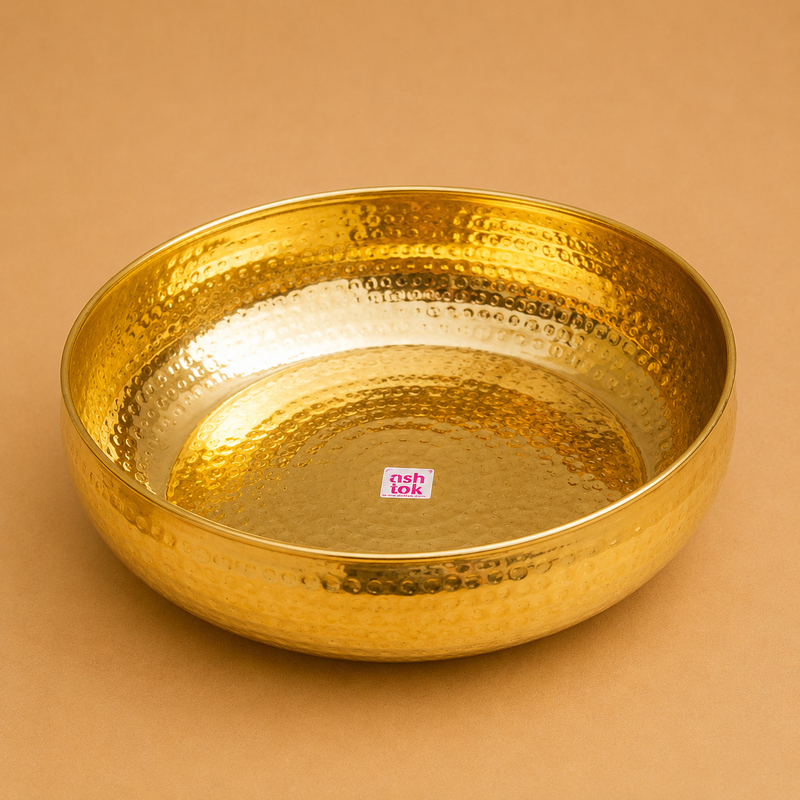 Handcrafted brass uruli with hammered finish, ideal for floating flowers, candles, potpourri, and traditional home decoration.