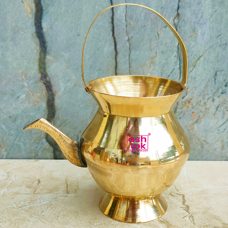 Brass Teapot Vintage from India - Brass Water Pitcher Engraved Floral  Design - Solid Brass Urn/Teapot Made in India