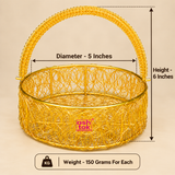 Size guide for round metal wire flower basket showing approximately 5 inches diameter, 6 inches height and 150 grams weight for each basket, with clear measurement arrows on a premium beige background for easy product reference.