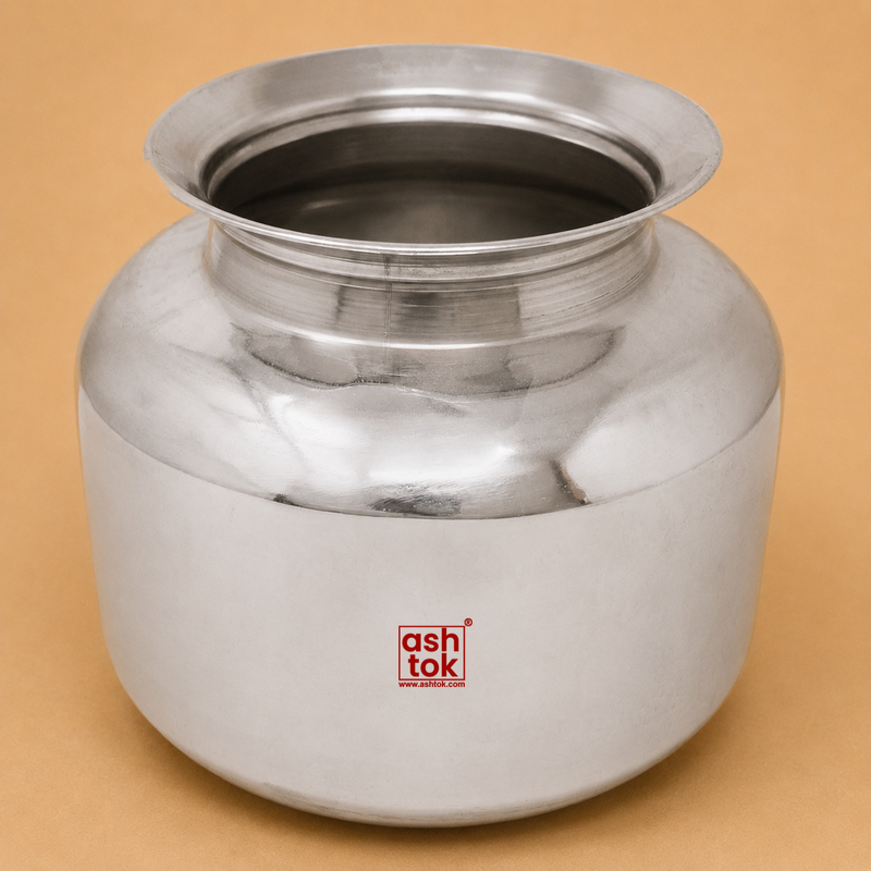 Stainless steel water storage pot with a wide open top and polished finish on a beige studio background, ideal for storing drinking water in homes, kitchens, hotels, restaurants, and catering services.