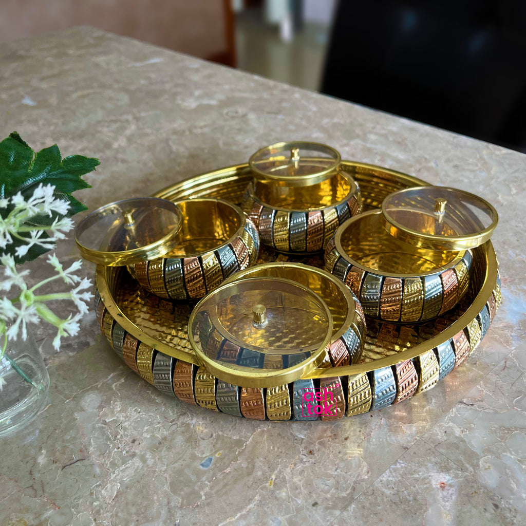 Shop Round Shape Brass and Copper Gift Tray with 4 Bowls at Best
