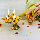 Pooja Aarti Diya with Handle, Brass Decorative Puja Accessory, Five Face Camphor Burner lamp Panch Aarti for Navratra, Diwali Gifts Home Decor, Golden color
