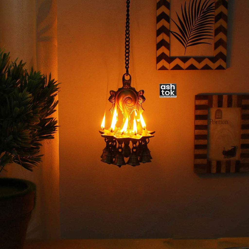 Antique Oil Lamp Small Brass Diya Samai Vintage Hindu Home Garden Temple  Decor