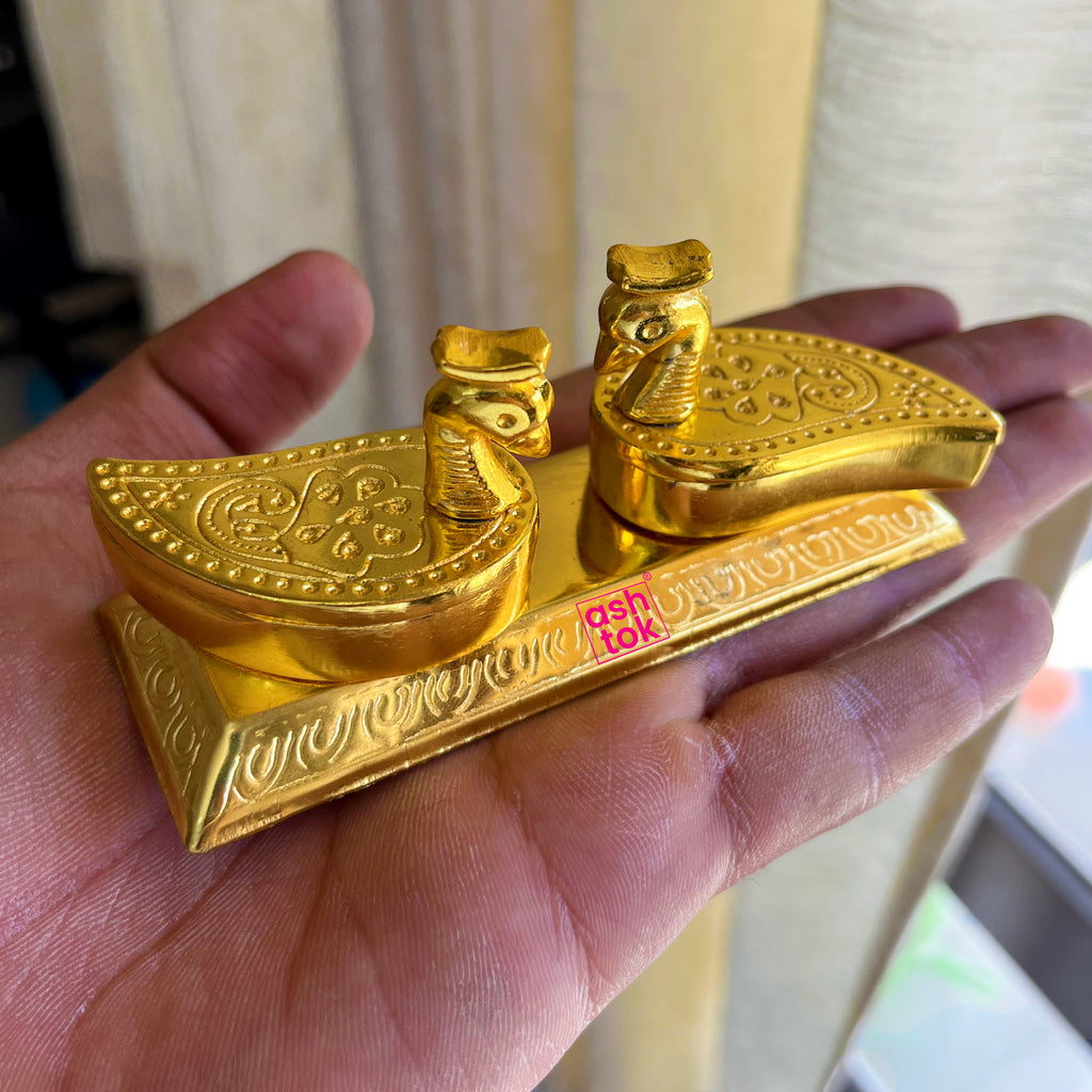 Gift Item, Swan kumkum box, Sindoor Dabbi, decorative haldi kumkum holder